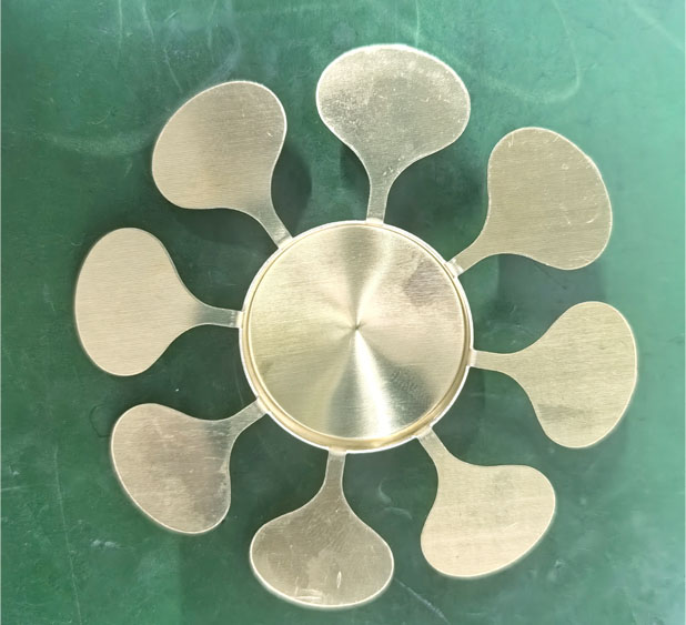 冲压加工中材料弹性模量不稳定导致回弹现象的解决方案